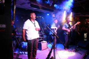 1235391_671451432872935_1167467631_n