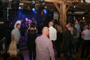 1236939_671452686206143_1548366477_n